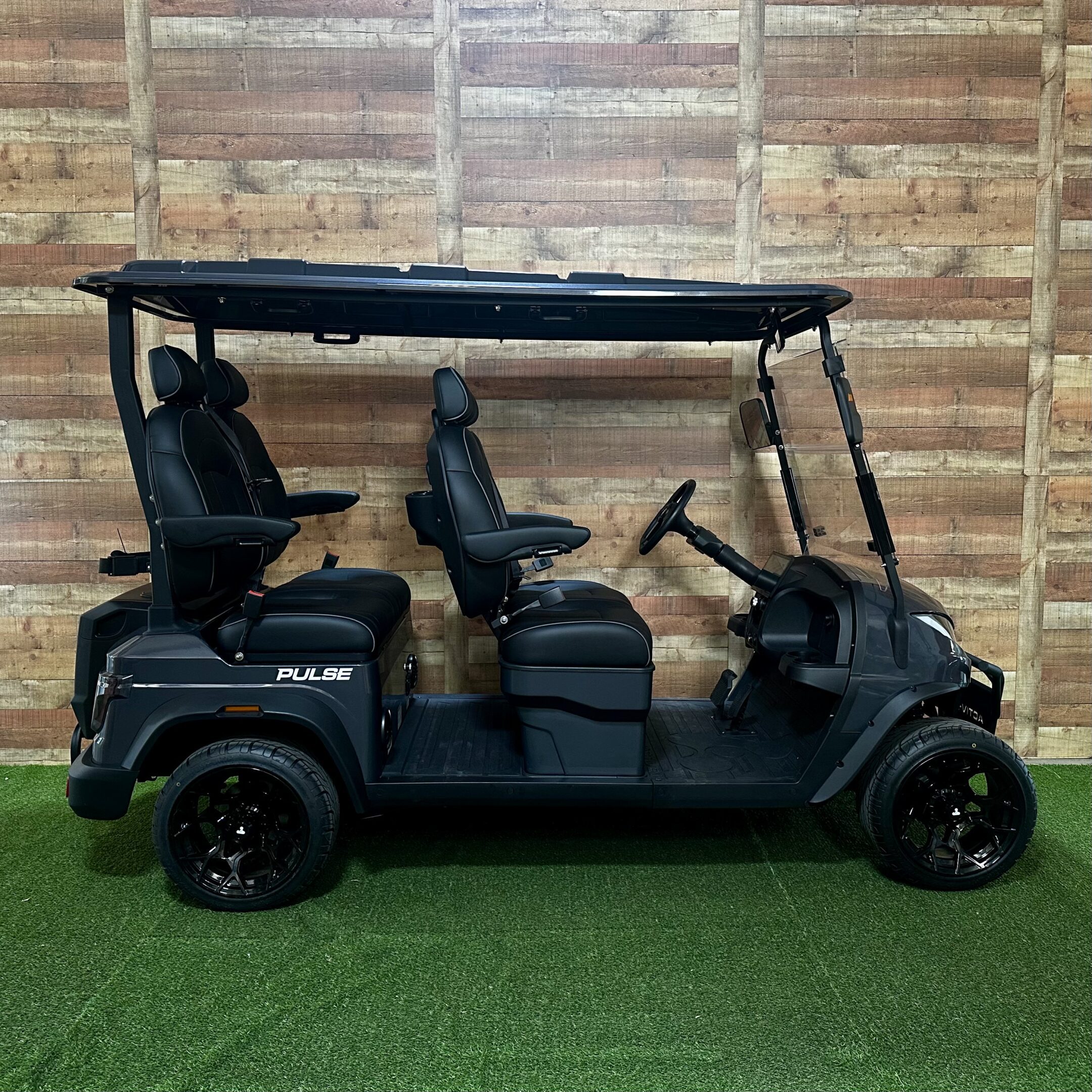 2027 ACTIVE PULSE 4F LSV CHARCOAL